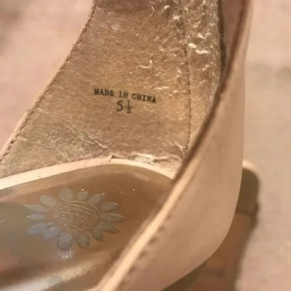 Yellow Box Sandals - Picture 6 of 6